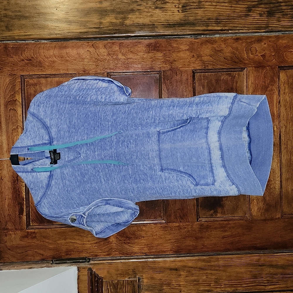 Lounge tunic with hood